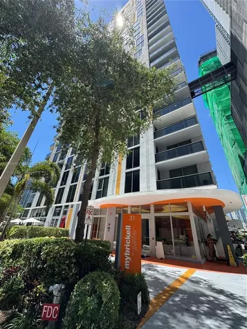 31 SE 6th Street Miami FL 33131