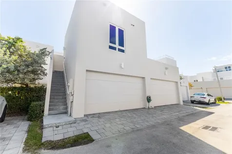 6440 NW 103rd Passage Doral FL 33178