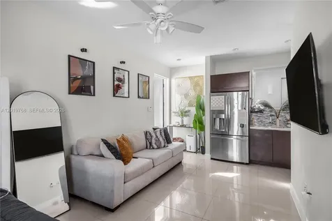 6440 NW 103rd Passage Doral FL 33178