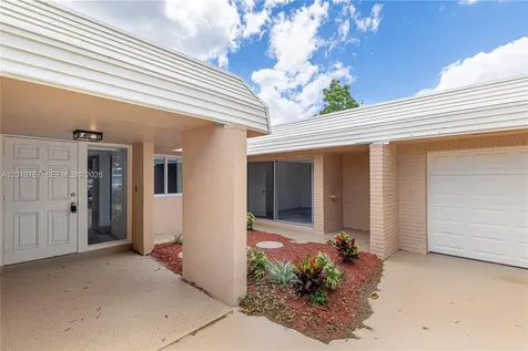 5201 Yellow Pine Lane Tamarac FL 33319