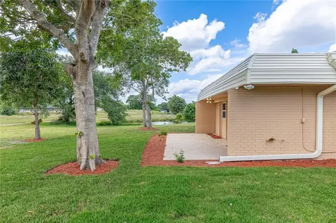 5201 Yellow Pine Lane Tamarac FL 33319