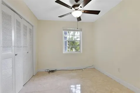 450 NW 40th Court Miami FL 33126