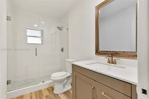 450 NW 40th Court Miami FL 33126