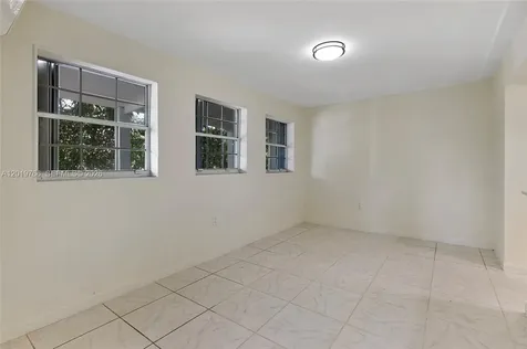 450 NW 40th Court Miami FL 33126