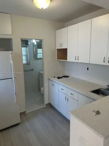 450 NW 40th Court Miami FL 33126