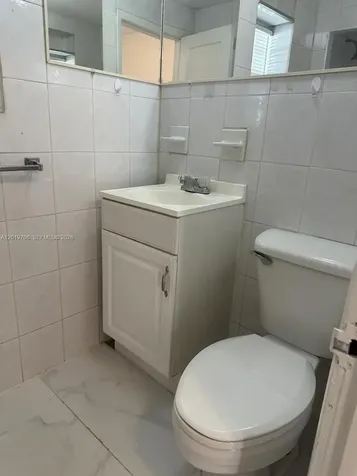450 NW 40th Court Miami FL 33126