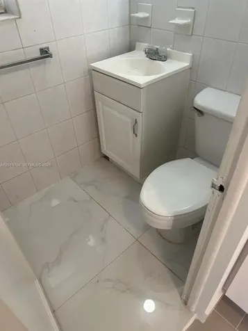 450 NW 40th Court Miami FL 33126