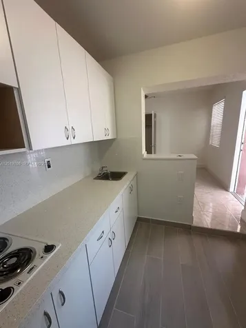 450 NW 40th Court Miami FL 33126