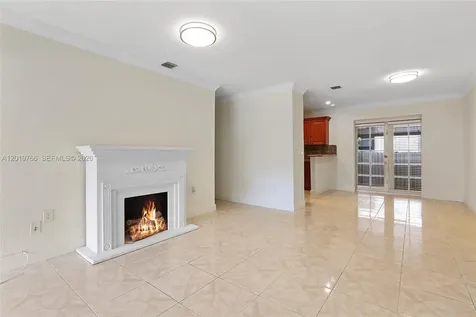 450 NW 40th Court Miami FL 33126