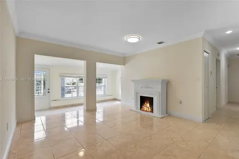 450 NW 40th Court Miami FL 33126