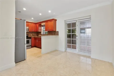 450 NW 40th Court Miami FL 33126