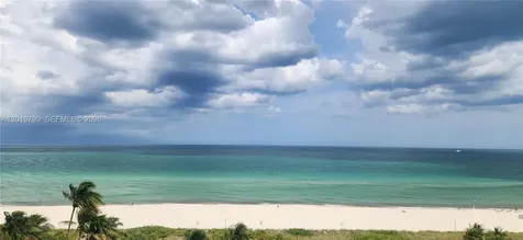 2555 Collins Avenue Miami Beach FL 33140