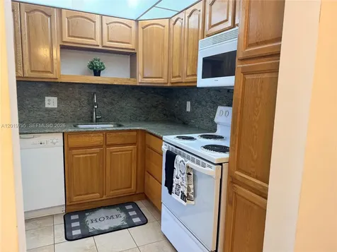 1100 Saint Charles Place Pembroke Pines FL 33026
