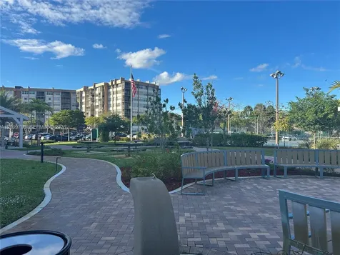 1100 Saint Charles Place Pembroke Pines FL 33026