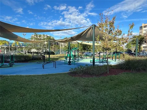 1100 Saint Charles Place Pembroke Pines FL 33026