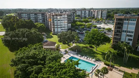 1100 Saint Charles Place Pembroke Pines FL 33026