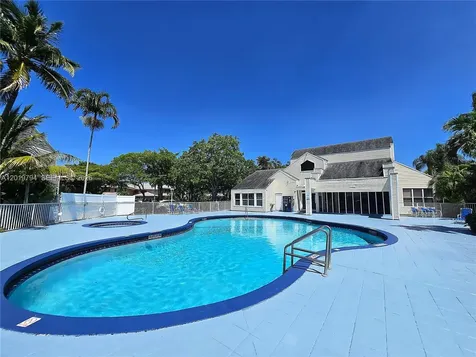 3457 NW 44th Street Oakland Park FL 33309