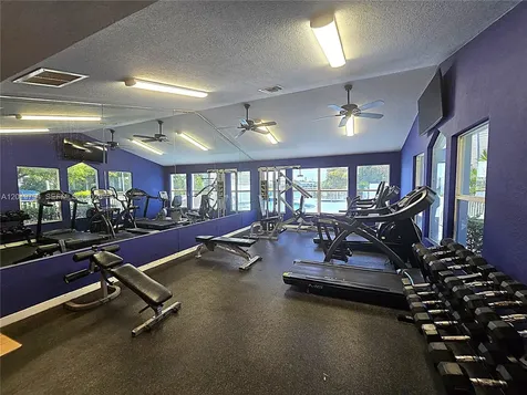 3457 NW 44th Street Oakland Park FL 33309