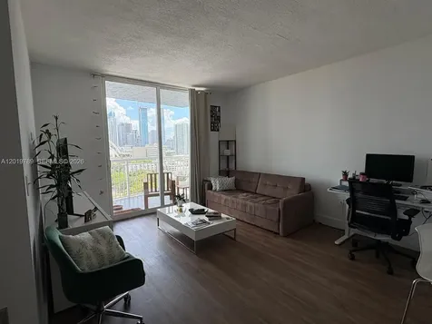 275 NE 18th Street Miami FL 33132