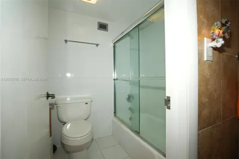 3800 S Ocean Drive Hollywood FL 33019