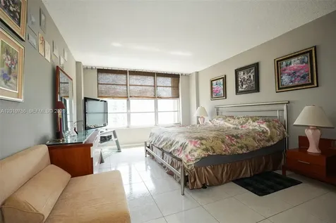 3800 S Ocean Drive Hollywood FL 33019