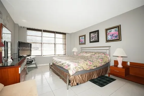 3800 S Ocean Drive Hollywood FL 33019