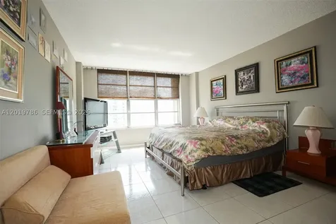 3800 S Ocean Drive Hollywood FL 33019