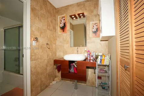 3800 S Ocean Drive Hollywood FL 33019
