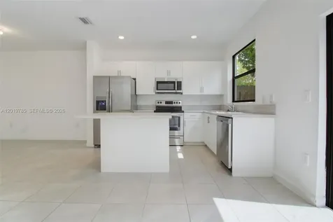 21035 NE 8th Avenue Miami FL 33179