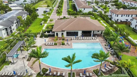 21035 NE 8th Avenue Miami FL 33179