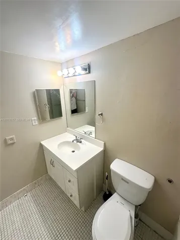 16851 NE 23rd Avenue North Miami Beach FL 33160
