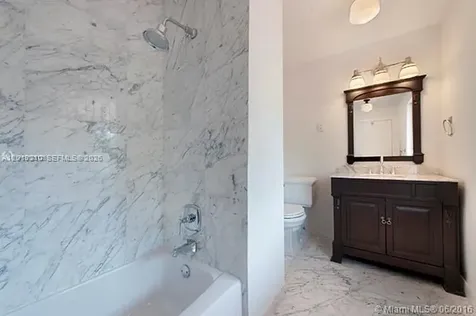 320 W 55th Street Miami Beach FL 33140
