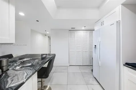 520 Brickell Key Drive Miami FL 33131