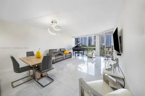 520 Brickell Key Drive Miami FL 33131