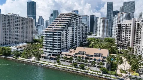 520 Brickell Key Drive Miami FL 33131