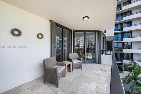 520 Brickell Key Drive Miami FL 33131
