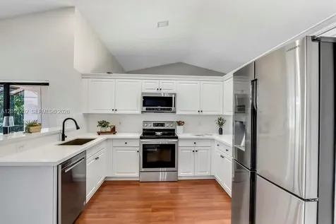 19831 NW 4th Street Pembroke Pines FL 33029