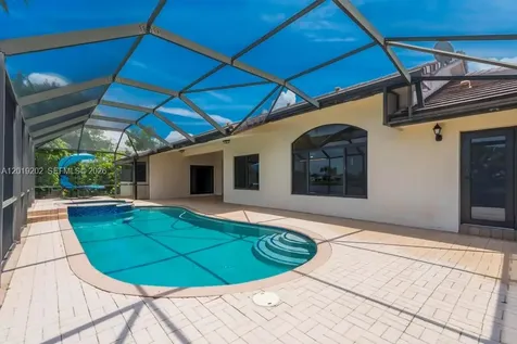 19831 NW 4th Street Pembroke Pines FL 33029