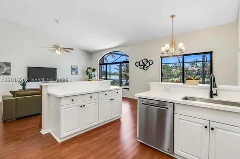 19831 NW 4th Street Pembroke Pines FL 33029