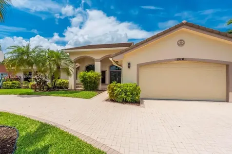 19831 NW 4th Street Pembroke Pines FL 33029