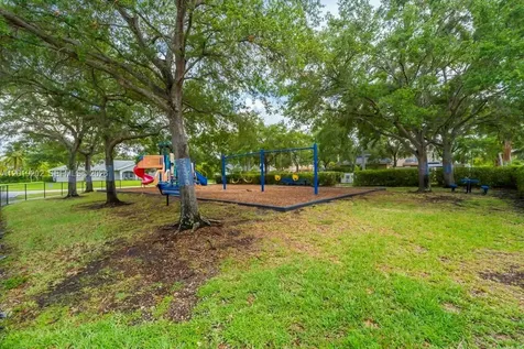 19831 NW 4th Street Pembroke Pines FL 33029