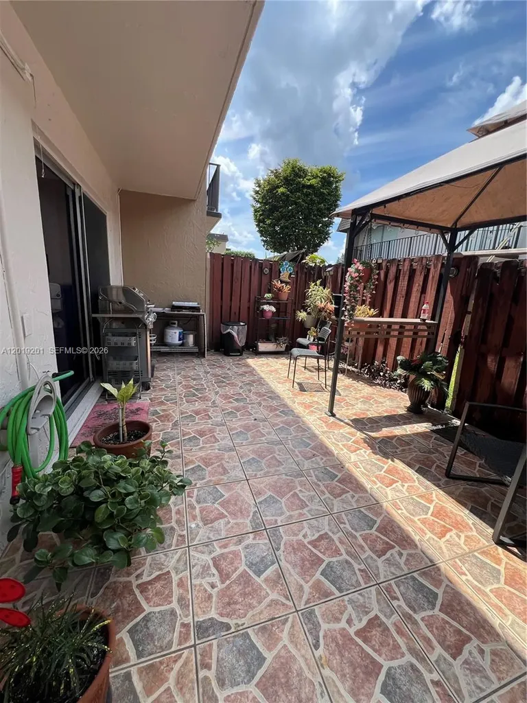 870 SW 129th Place Miami FL 33184