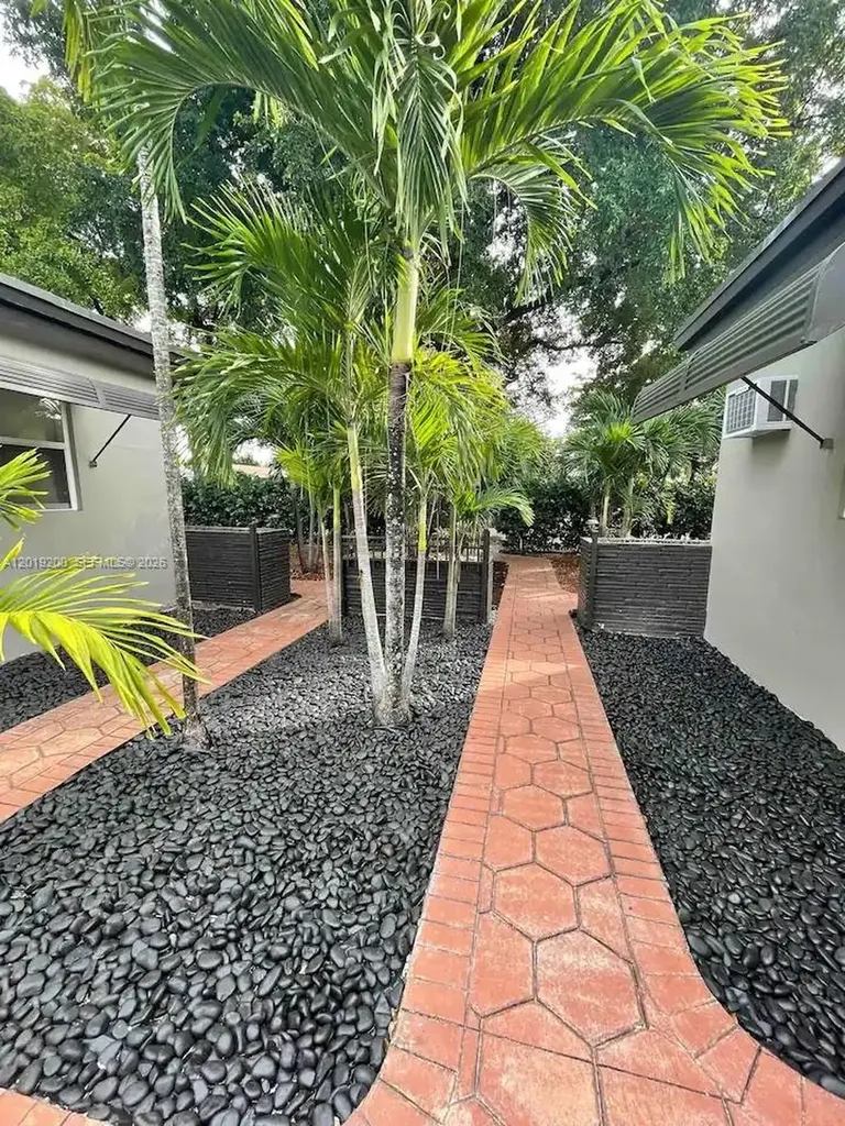 1925 Dewey Street Hollywood FL 33020