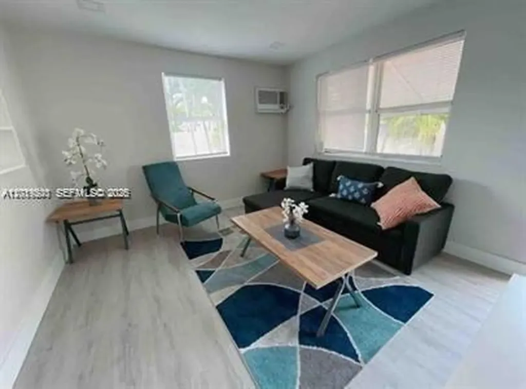 1925 Dewey Street Hollywood FL 33020