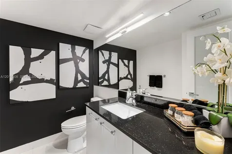 1000 Quayside Terrace Miami FL 33138