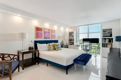 1000 Quayside Terrace Miami FL 33138