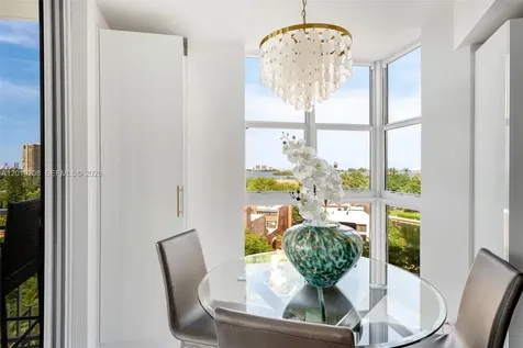 1000 Quayside Terrace Miami FL 33138