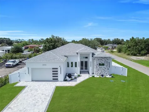 2900 41st Street SW Lehigh Acres FL 33976