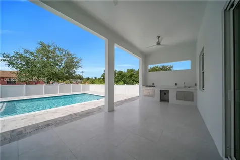 2900 41st Street SW Lehigh Acres FL 33976