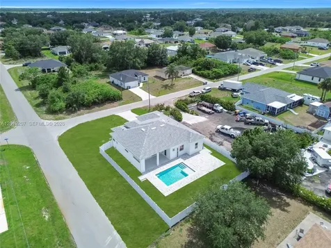 2900 41st Street SW Lehigh Acres FL 33976